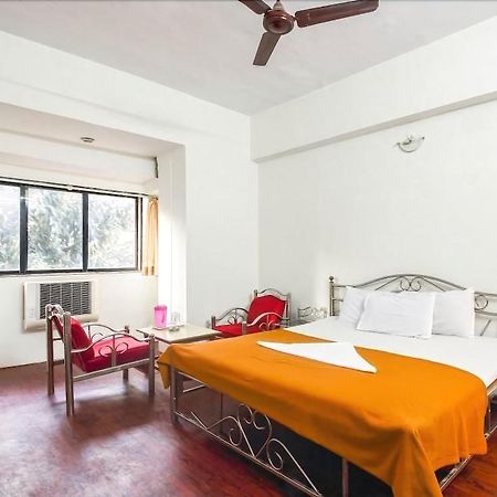 Hotel Evergreen Bombay Extérieur photo