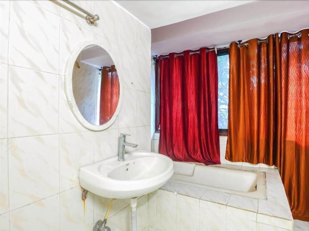 Hotel Evergreen Bombay Extérieur photo