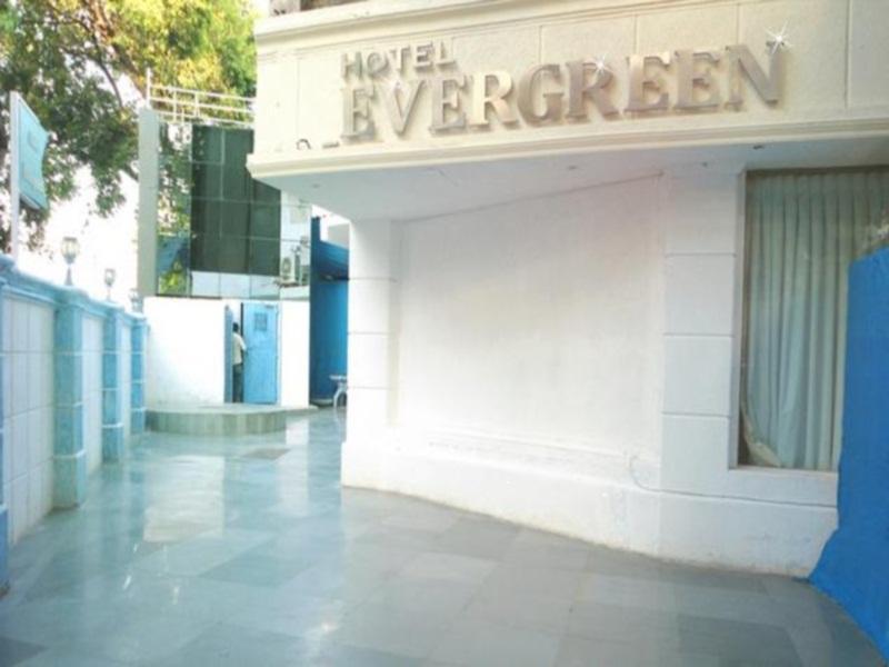 Hotel Evergreen Bombay Extérieur photo