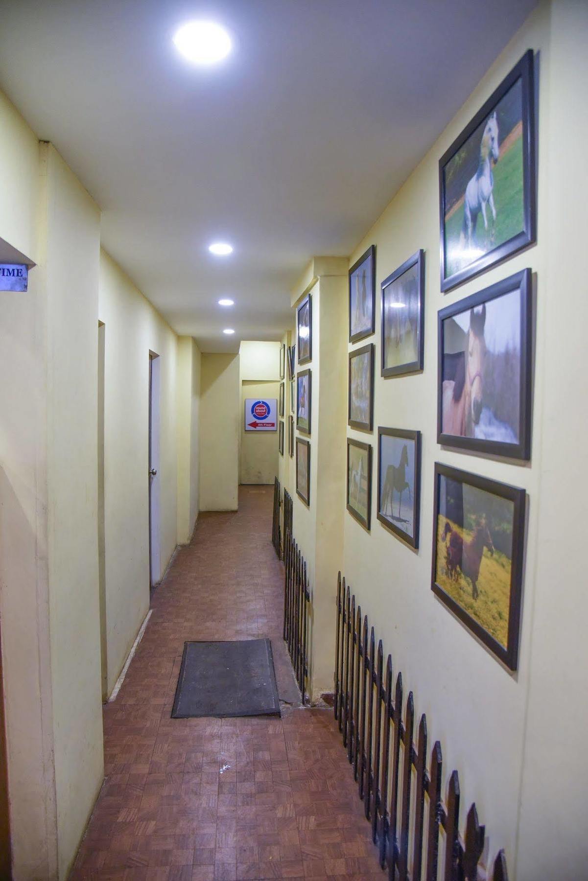 Hotel Evergreen Bombay Extérieur photo